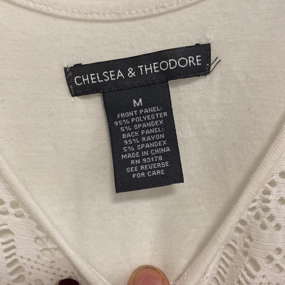 chelsea & theodore white lace tank - Picture 3 of 4